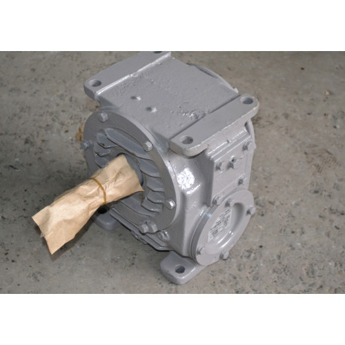 Редуктор Ч-100-16-52