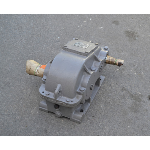 Редуктор Ц2-500-8