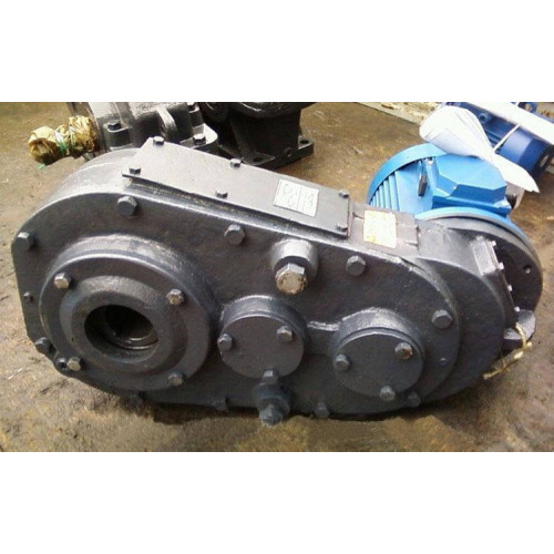 Редуктор А-400-35.5 вертикальний крановий