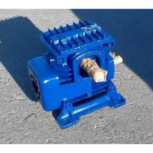 Черв'ячний редуктор 2Ч-63-10