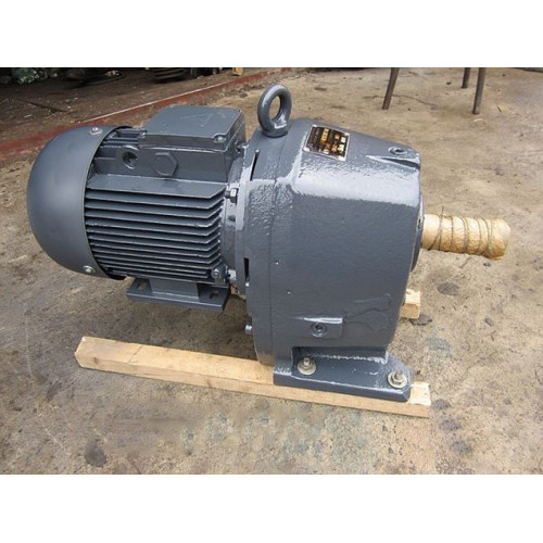 МЦ2С-125 - циліндричний мотор редуктор