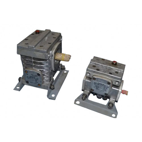 Черв'ячний редуктор 2Ч-63-16