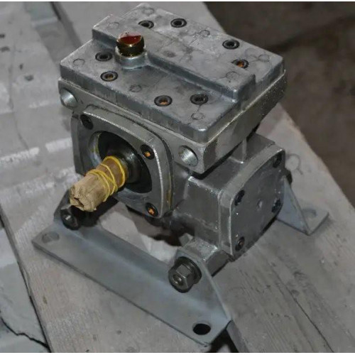 Черв'ячний редуктор 2Ч-63-63