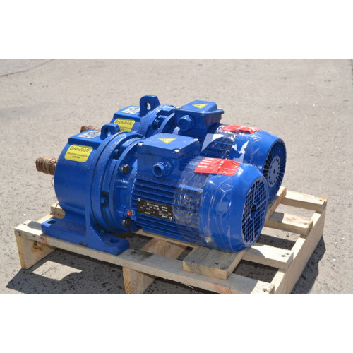 Мотор-редуктор 3МП-40 (22.4 об/хв, 0.55 кВт)