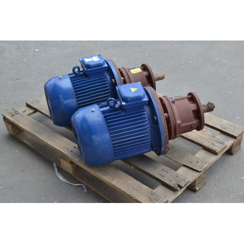 Мотор-редуктор 3МП-40 (22.4 об/хв, 1.1 кВт)