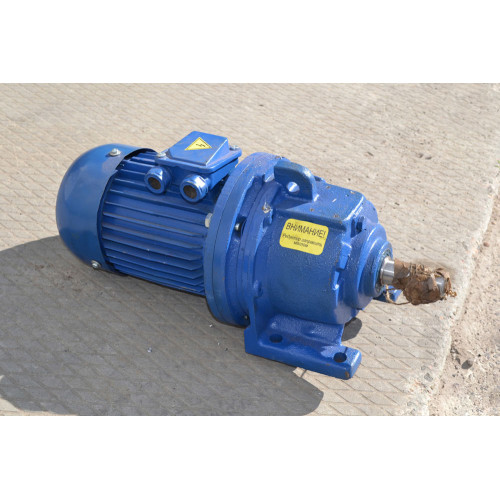 Мотор-редуктор 3МП-40 (28 об/хв, 0.75 кВт)