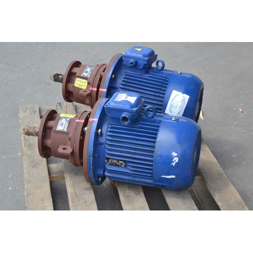 Мотор-редуктор 3МП-40 (35.5 об/хв, 1.5 кВт)