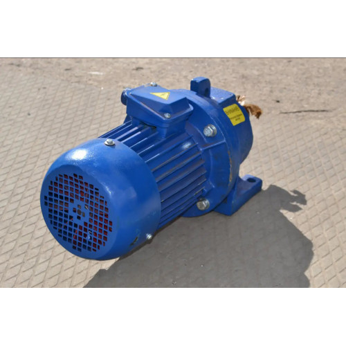 Мотор-редуктор 3МП-40 (280 об/хв, 7.5 кВт)