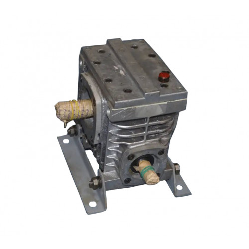 Черв'ячний редуктор 2Ч-80-20