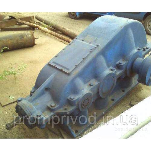 Триступеневий редуктор КЦ2-750