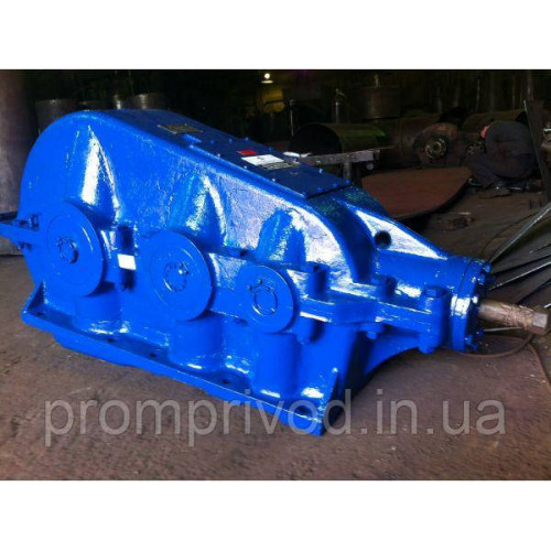 Триступеневий редуктор КЦ2-1300