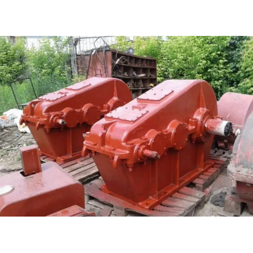 Циліндричні редуктори Ц3У складання 32