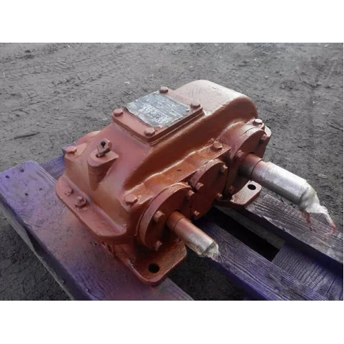 Циліндричні редуктори 1ЦУ складання 33