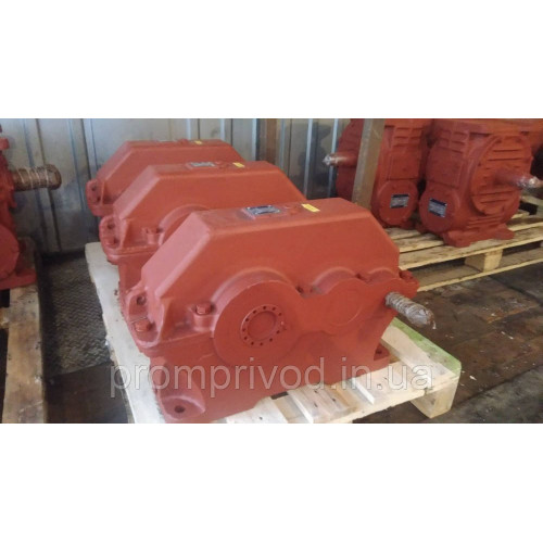 Редуктор циліндричний 1Ц2У-250