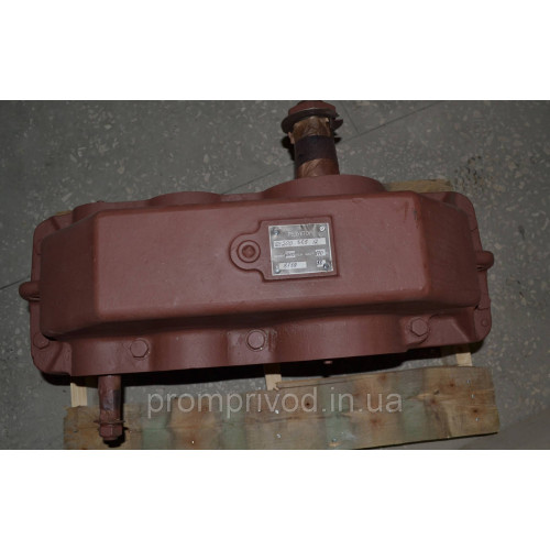 Редуктор циліндричний 1Ц2У-450