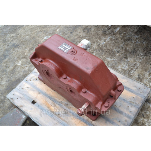 Редуктор циліндричний 1Ц2У-500